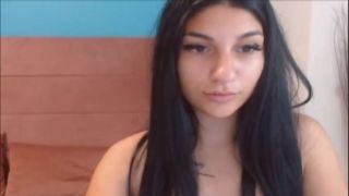 Sexy Latina Teen show her sexy Body